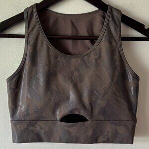 NWOT Mono B Women's Taupe Holographic Camo Sports Bra Size Medium